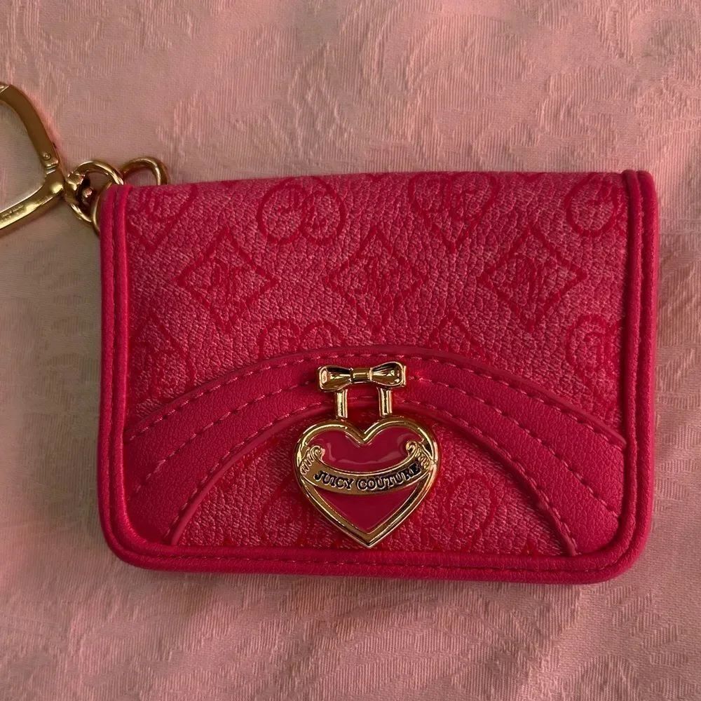 Juicy Couture Fuchsia Card Holder with Gold Heart